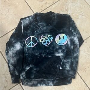 Pixielane Tie-Dye Graphic Sweatshirt